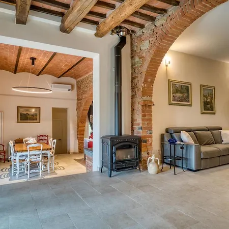 Podere Il Casino, Colline Di Peccioli Holiday home Monte Lopio
